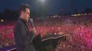 Robbie Williams - She is the one ( Live @ Knebworth )