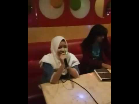 Fiko D'Academy4 karoke di Inul Vizta