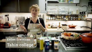 Tahin-college door Esther Erwteman