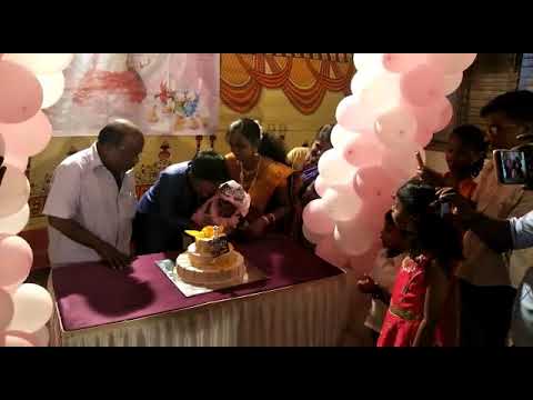 Lithika's 1st Birthday - Cake cutting