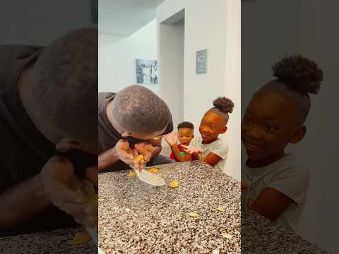 I am eating, my baby is coming #comedyfilms #funny #wooddesigner #comedy #woodframe