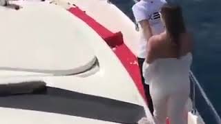 Download lagu Cara romantis melamar cewek. mp3 Download lagu Cara romantis melamar cewek. mp3