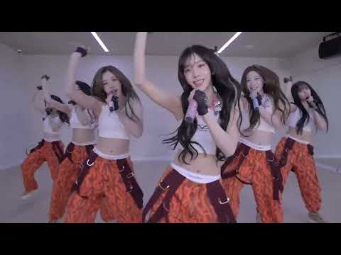 Stayc/George Clinton  -  Walk the Dinosaur +