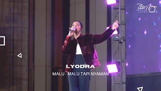 Download lagu LYODRA - MALU MALU TAPI NYAMAN LIVE ! mp3 Download lagu LYODRA - MALU MALU TAPI NYAMAN LIVE ! mp3