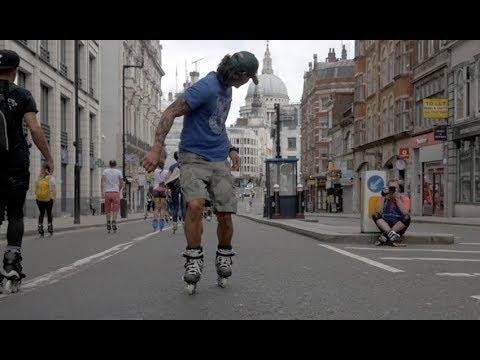 Sunday stroll - London roller