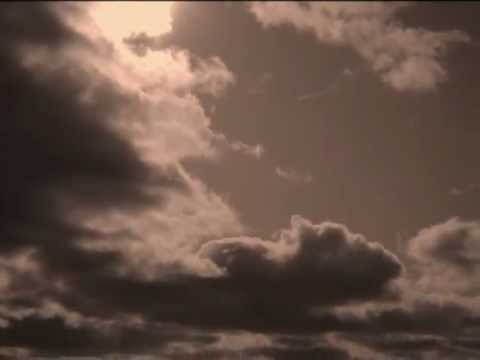 Yann Tiersen ft Elizabeth Fraser - Kala.