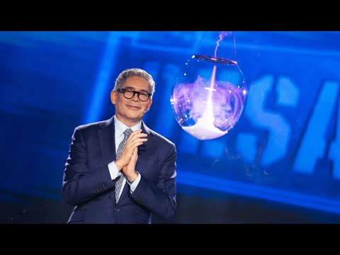 El juego de seducción de Boris Izaguirre con burbujas - El Desafío