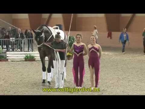Luisa Horn - Gwendolyn Gröller - GER - CVI Pezinok 2015 - CVIJ2 Pas de Deux - 04