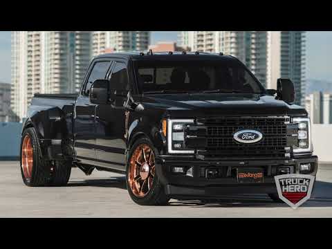 Truck Hero - CHARITY - 2019 FORD F-350 LARIAT CUSTOM PICKUP - BARRETT-JACKSON