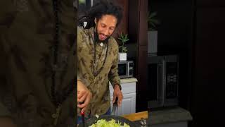 When Julian Marley sautéed cabbage! Did you know Julian could cook? ￼#cook #cabbage #JulianMarley
