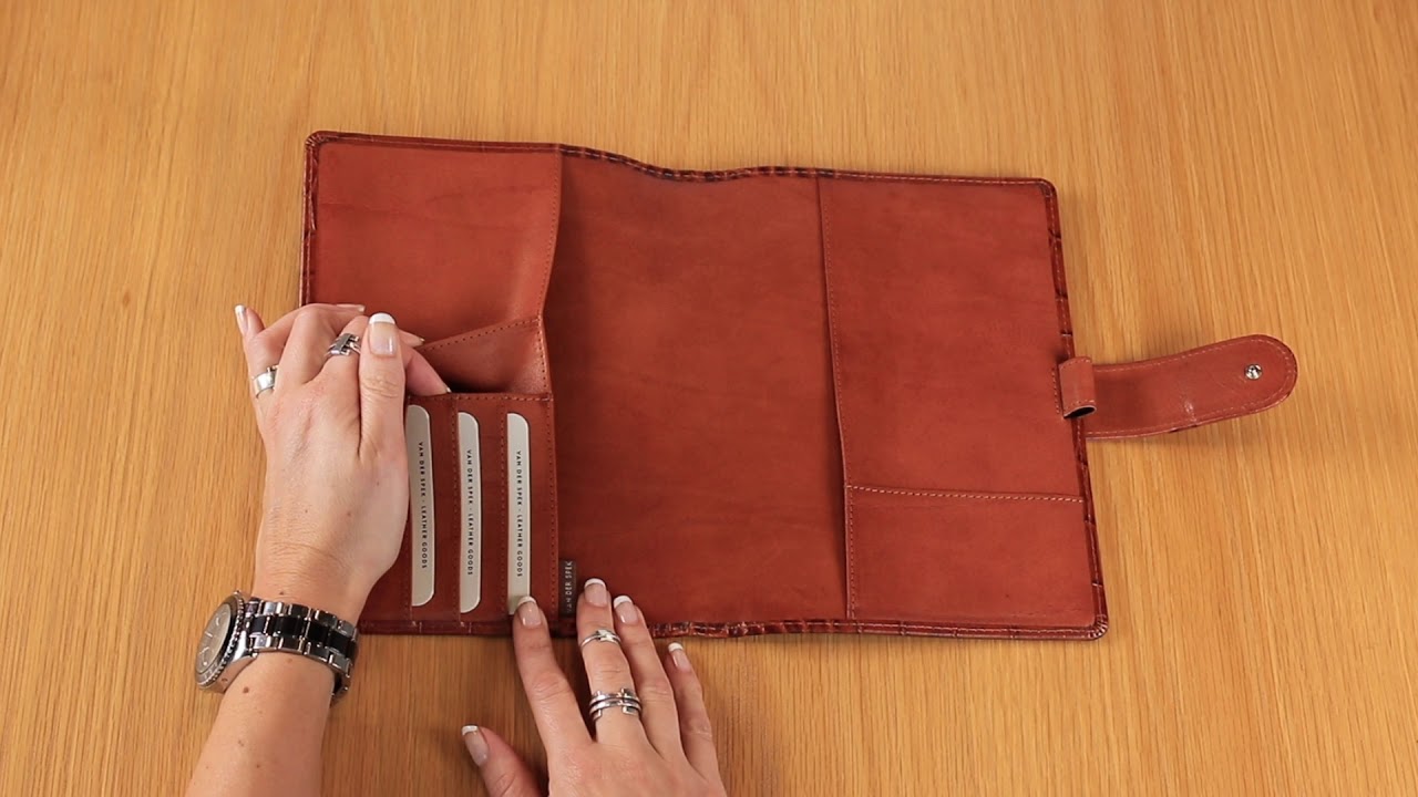 Custom-made Codex Planner in A5 size for Hobonichi Cousin inserts