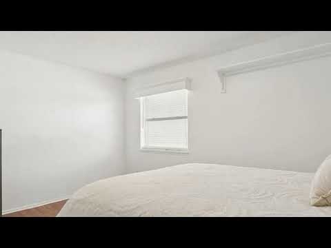 $219,900 // House For Sale  In Tampa, FL  // East Facing // Home In USA