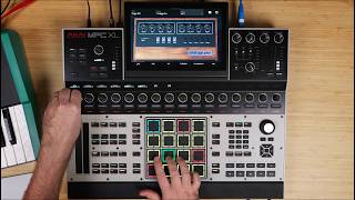 Video thumbnail for AIR Fabric Vintage Pro for MPC | Vintage Synthesizer Virtual Instrument by Akai Professional