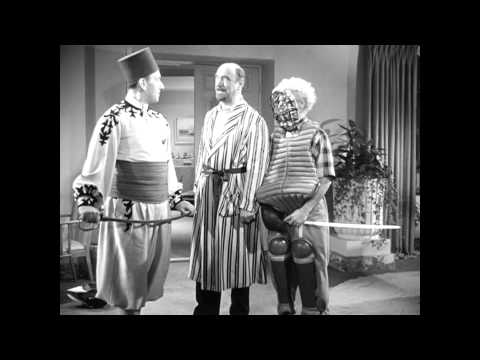 Harpo vs Kurt - The Marx Brothers in "A Night at Casablanca"