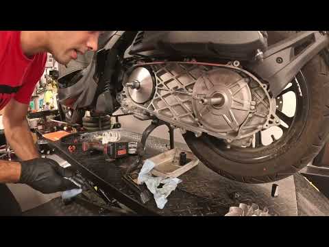How to Install a Malossi Variator on a 2023 Piaggio Beverly 400cc | Step-by-Step Guide
