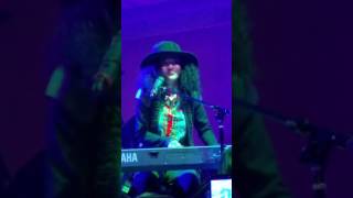 Judith Hill performs live in Minneapolis for Prince family and fans