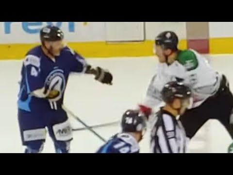 Kevin Auger assène plusieurs coups de hache à Dave Leblanc, Nov 13th 2021