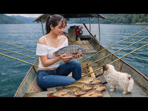 Beautiful Girl Fishing Alone on a Huge Lake | Amazing Carp Catch