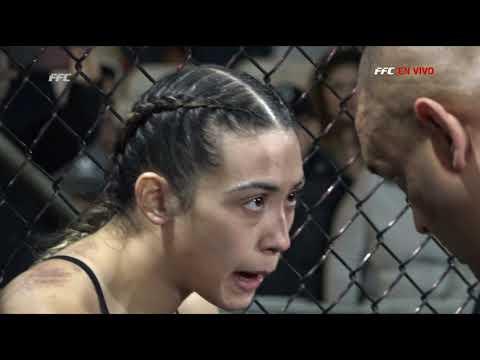 Ayelen Arciniega vs Shadey Tirado - The Championship - Sábado 3 de Diciembre 2022 - Arenia Casino