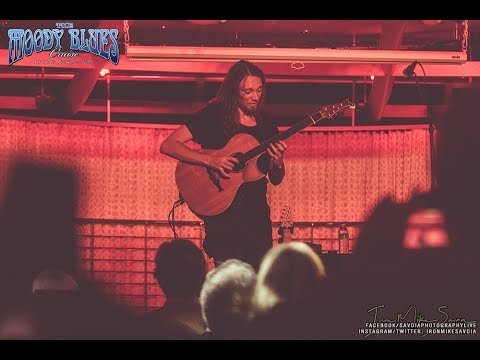Thumbnail for Mike Dawes - One - Moody Blues Cruise - Bahamas 1.5.18 by Metallica