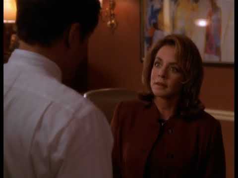 The WestWing: Sam tells MrsBartlet she is an amateur