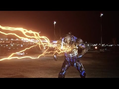 The Flash 3x16 - Jesse Quick vs Savitar Clip !!