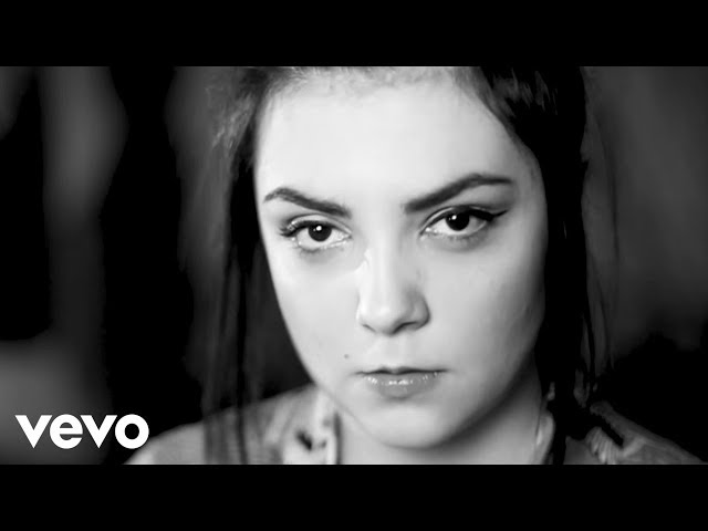 Hoshi - Femme А La Mer