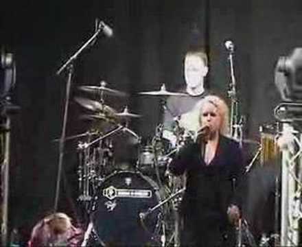 Anouk - Break down that wall, live cover