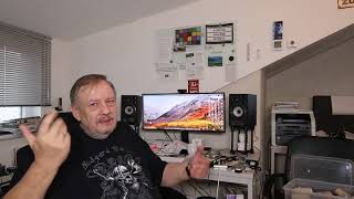 Video thumbnail for Isoacoustics Lautsprecherständer ISO L8R155 by MrDreibein Peter Wilhelm