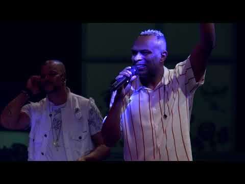 Pique Novo - Sem Perceber [Roda de Samba do Pique Novo]