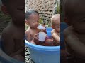 Kakak Adik Mandi Hisyam Khalid