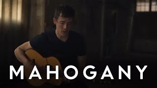 Charlie Cunningham - Lights Off | Mahogany Session