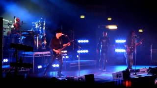 FEELING THE ITCH  SKUNK ANANSIE LIVE IN MILANO @ FORUM DI ASSAGO 12/02/2011.mp4