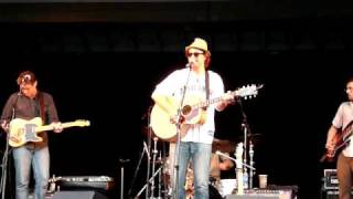 Amos Lee - Street Corner Preacher - ZooTunes 2009