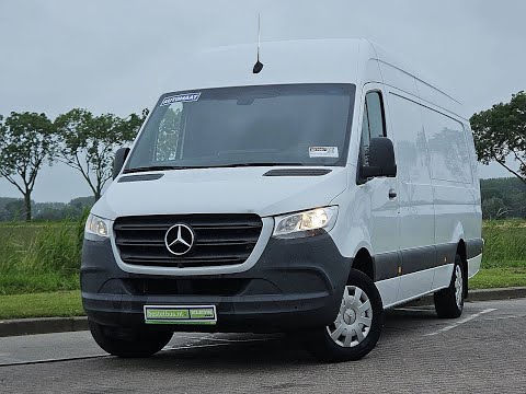 Mercedes-Benz Sprinter video miniature
