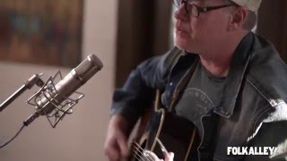 Folk Alley Sessions at 30A: Shawn Mullins - &quot;My Stupid Heart&quot;