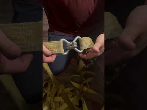 Unhooking your Husky cargo straps