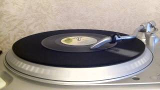 Dillinger - Out De Light (Jamaica Sounds 1978).