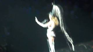 Kylie Minogue - Madrid (13/10/2014) - Crystallize/Million Miles/Confide In Me/The Loco-Motion