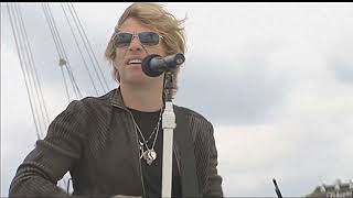 Bon Jovi - We Weren&#39;t born To Follow (O2 Arena Rooftop Performance 2010) [HD]