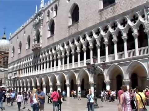 Mord, Totschlag und Leseförderung: Eine Killerlady im Portrait