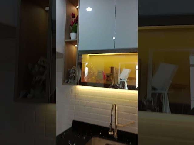 Vídeo relacionado con Tnfeeon 1 Uds., Cristal de Cuarzo Negro Natural, turmalina, Piedra en Bruto, Mineral, Piedra curativa, decoración Artesanal