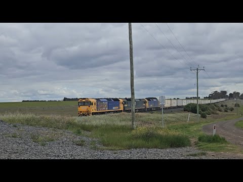 7902V PN up Fruitflyer (G519, G523, G540), Mildura to Melbourne, 1433, 11/10/24, Moorabool Loop VIC