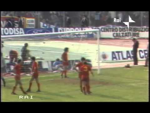 Catanzaro-Juventus 0-1,campionato 1981-82 (commento Martellini)