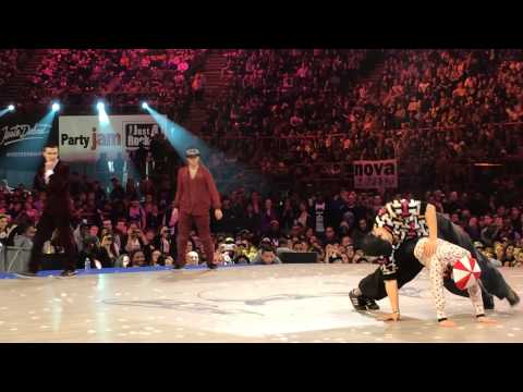 JUSTE DEBOUT 2014 Luna & Mr Split VS Funky-J & Vovan Quart de finale LOCK