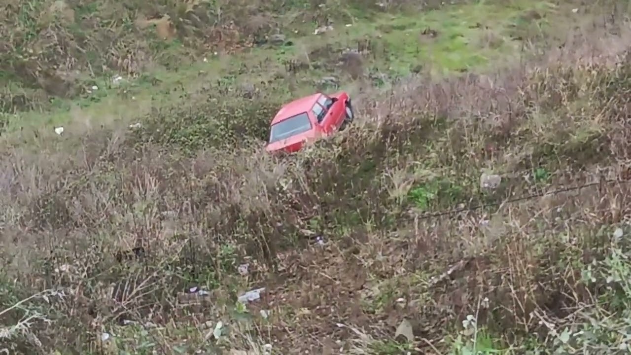 Samsun'da otomobil vakfın arazisine uçtu!...