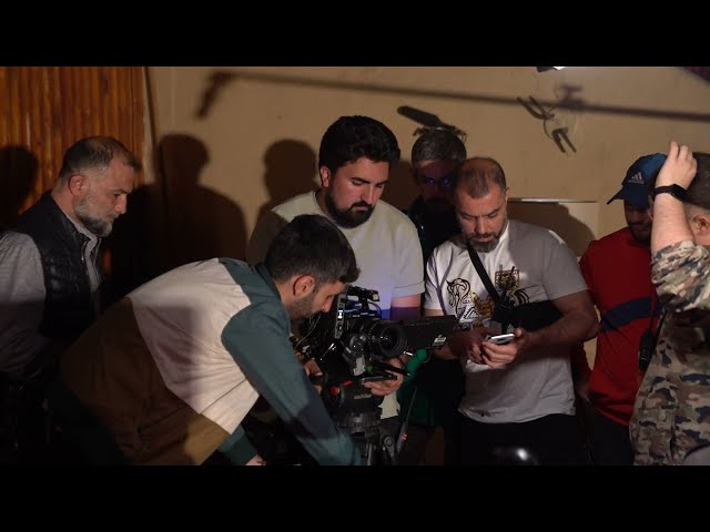 Körpünün o tayı (səhnəarxası)  qısa