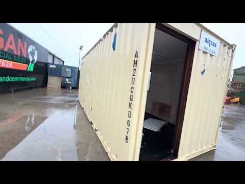 20 x 9 SITE OFFICE ....NEEDS DOORS......0678 - Image 2