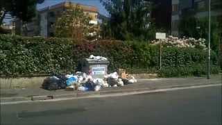 preview picture of video 'Aversa - Turismo e rifiuti o rifiuto del turismo? (24.06.12)'