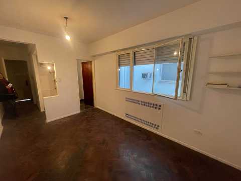 Departamento venta monoambiente ubicado en la Av. Carlos Pellegrini 100, CABA